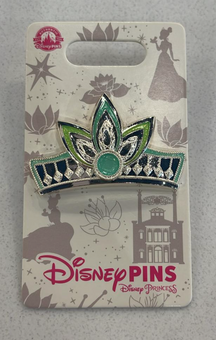 Disney Parks Princess Tiana and the Frog Crown Pin New with Card