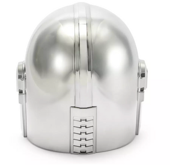 Disney Parks The Mandalorian Voice-Changing Helmet Adult Star Wars New With Tag