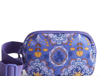 Vera Bradley Disney Woodward Small Belt Bag Rapunzel New With Tag