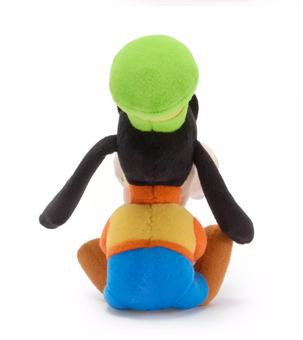 Disney Parks Goofy Mini Plush Magnet New with Tag