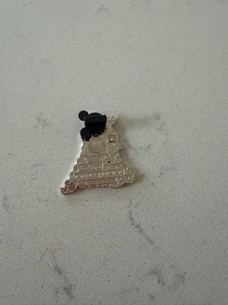 Disney Parks 2026 Cat Haunted Mansion Cats Dogs Halloween Costume Mystery Pin
