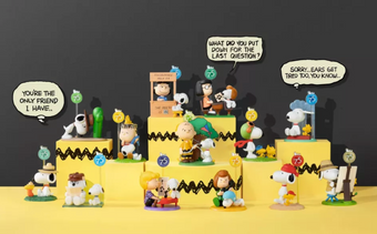 Pop Mart Peanuts 75th Snoopy Comic Life Series Figure ONE Random New with Tag