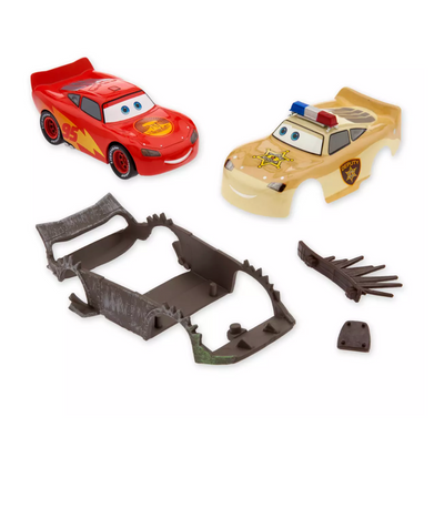 Disney and Pixar's Cars on the Road Lightning McQueen Die Cast Set New with Box