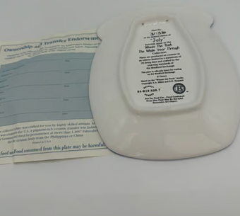 Disney Bradford Exchange Winnie The Whole Year Through July Plate New COA