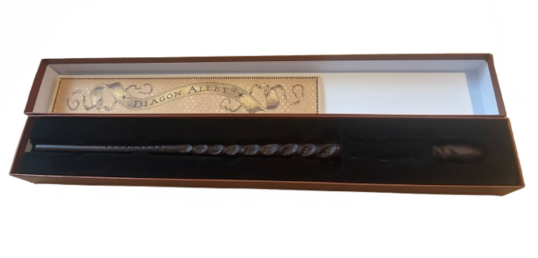 WANDS 会報VOL.1～4 Universal Studios Harry Potter Cho Chang Interactive Wand New with