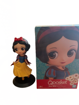 Qposket Disney Characters Snow White Sweet Princess Figurine New with Box