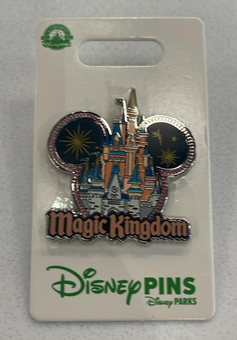 Disney Parks Magic Kingdom Mickey Mouse Ears Icon Pin New with Card