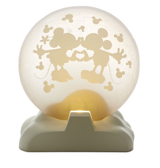 Hallmark Valentine Disney Mickey and Minnie Moon Figurine with Light New Tag