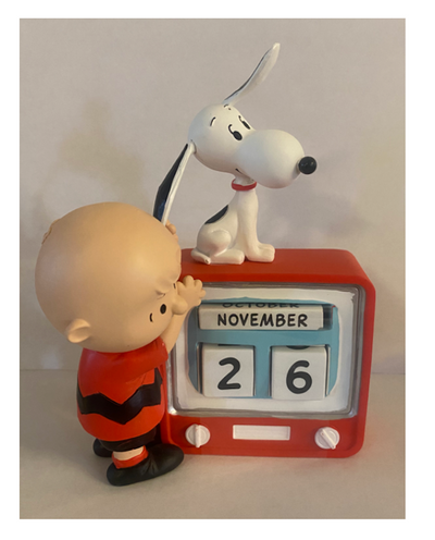 Hallmark Peanuts Charlie Brown Snoopy Perpetual Calendar New with Tag
