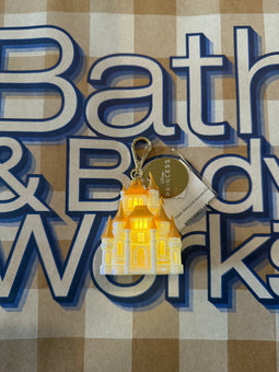 Bath and Body Works Princess Light-up Castle Pocket * Bac Holder Keychain New