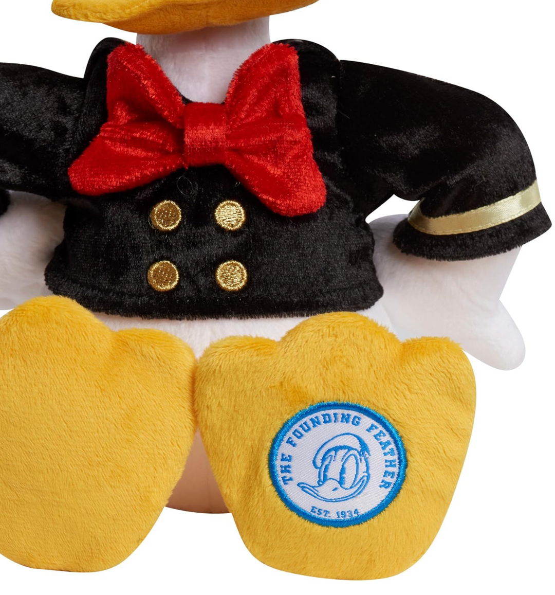 Disney Classics Donald Duck 90th Anniversary 14 in Collector Plush New I Love Characters