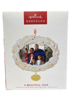 Hallmark 2023 Keepsake A Beautiful Year Frame Christmas Ornament New with Box