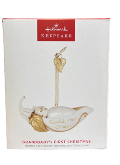 Hallmark 2023 Keepsake Grandbaby's First Christmas Pea in a Pod Ornament New Box