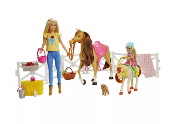 Barbie Hugs 'N' Horses Playset Dolls Horses Puppy and Accessories New with Box