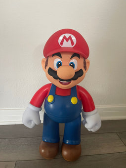 Nintendo Super Mario Large 18in Vinyl Decorative Figure