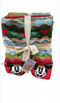 Disney Parks Mickey Minnie Making Christmas Magic Knit Throw New with Tag