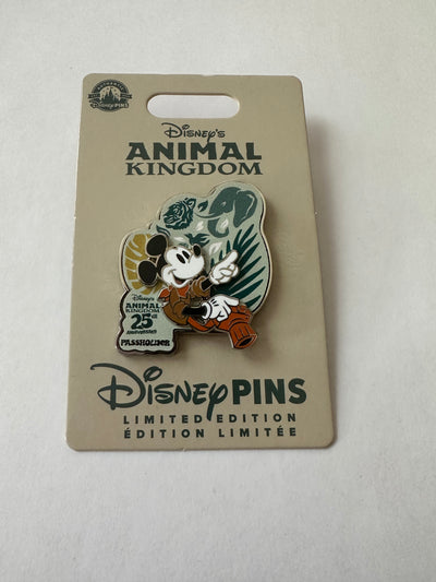 Disney Parks 25th Animal Kingdom Mickey Binocular Passholder Limited Pin New