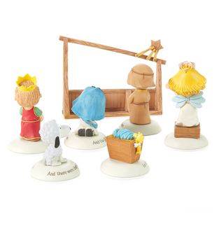 Hallmark Glad Tidings Peanuts Figurine Nativity Set New with Box