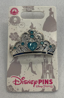 Disney Parks Princess Cinderella Crown Pin New with Card
