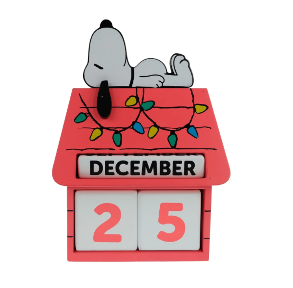 Peanuts, Snoopy's Doghouse Perpetual Calendar, Red, Tabletop Decor New With Tag
