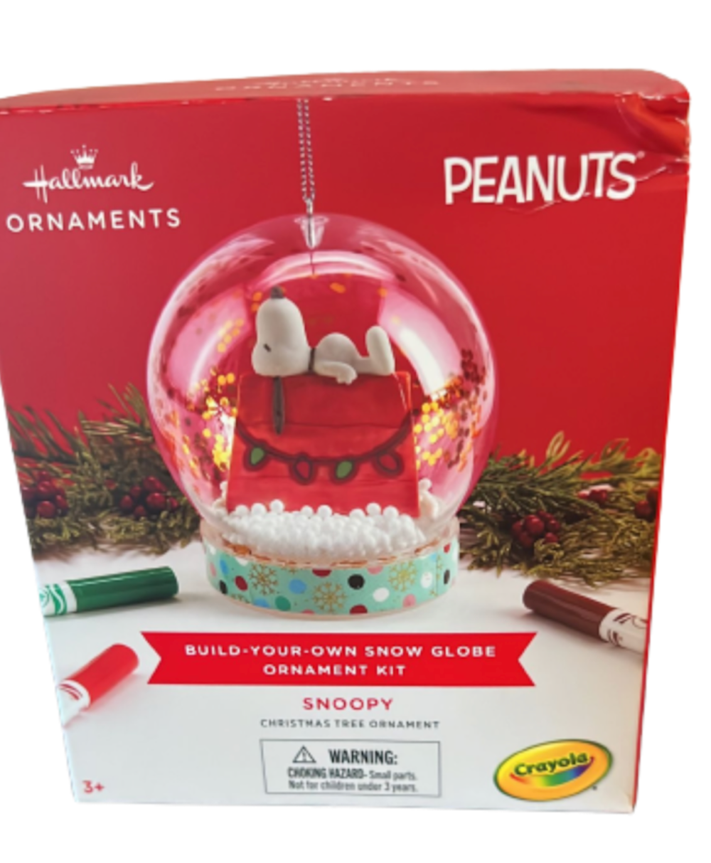 Peanuts Snoopy Build-Your-Own Crayola Snow Globe Hallmark Ornament Kit New