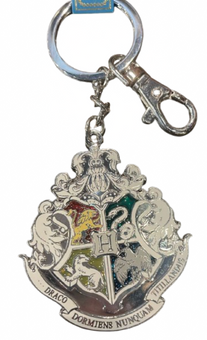 Universal Studios Harry Potter Hogwarts Metal Keychain New With Tag