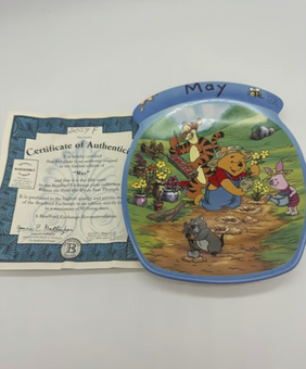 Disney Bradford Exchange Winnie The Whole Year Through May Plate New COA