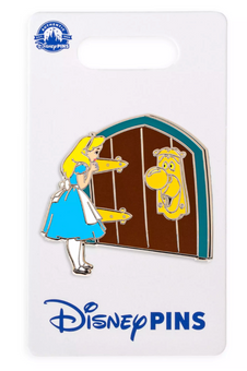 Disney Parks Alice in Wonderland Alice and Doorknob Pin New With Card