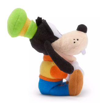 Disney Parks Goofy Mini Plush Magnet New with Tag