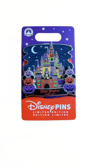 Disney Parks Halloween Magic Kingdom Castle Limited Edition Pin New with Card