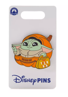 Disney Parks Grogu Trick or Treat Pin Star Wars Mandalorian Grogu New With Card