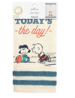 Hallmark Peanuts Football Club Charlie Brown and Lucy Tea Towel New with Tag