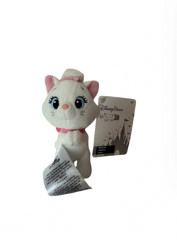Disney Parks The Aristocats Marie Plush Magnet New with Tag