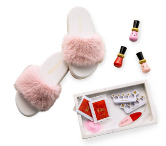 FAO Schwarz Slippers Pedicure Gift Set New With Box