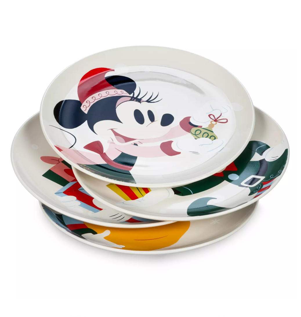 Disney Parks Mickey Minnie Goofy and Donald Holiday Plate Set New with Tag