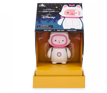 Disney Parks Marie Vinyl Figure by Eric Tan with 1 Piece of Rocket New with Box