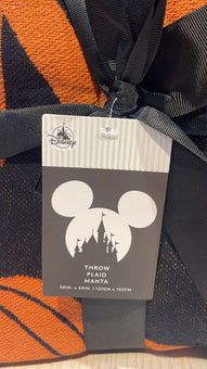 Disney Parks Home Halloween Mickey Pumpkin Throw Blanket New with Tag