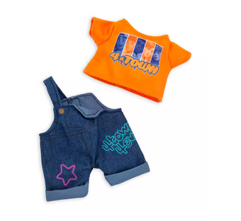 Disney NuiMOs Collection Turning Red 4Town 4ever Outfit New with Card