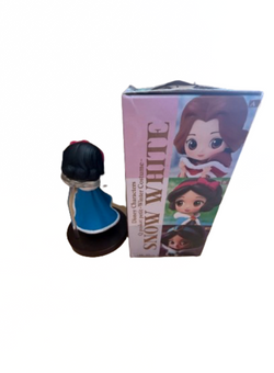 Qposket Petit Disney Characters Winter Costume Snow White Figurine New