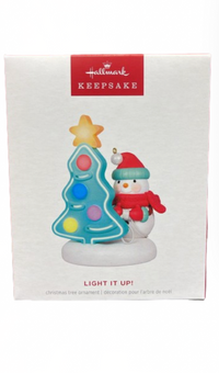 Hallmark 2024 Keepsake Snowman Light It Up! Christmas Ornament New with Box