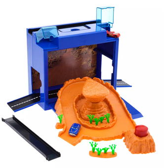 Disney Parks Willy's Butte On-the-Go Play Set – Cars Toy New With Tag