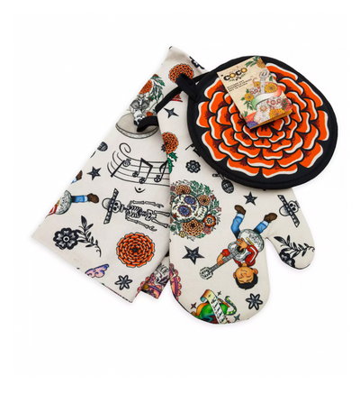 Disney Pixar Coco Oven Mitt Pot Holder and kitchen Towel New with Tag