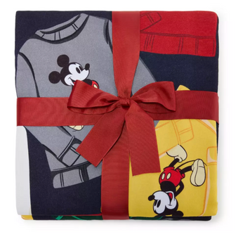 Disney Parks Mickey Mouse Sweaters Throw Blanket New with Tag