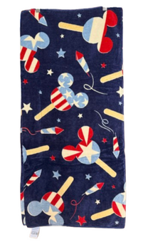 Disney Parks Americana Beach Towel Patriotic Mickey Mouse Icons Fireworks New