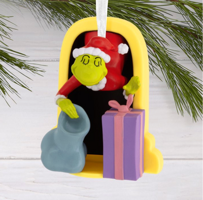Hallmark Dr. Seuss How The Grinch Stole Christmas Grinch in Fireplace Ornament