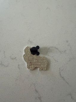 Disney Parks 2026 It's Small World Dog Cats Dogs Halloween Costume Mystery Pin