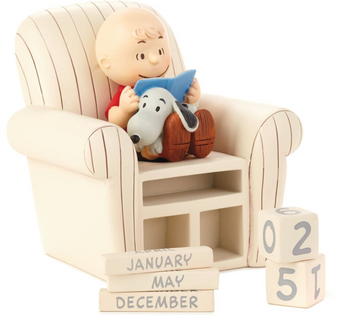 Hallmark Peanuts Charlie Brown Chair and Snoopy Perpetual Calendar New