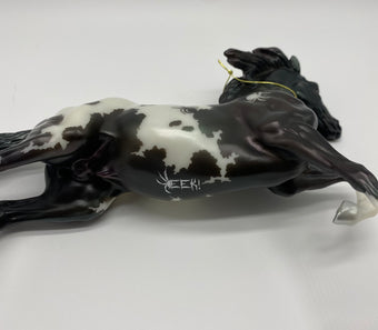 Breyer Horses 2021 Halloween Freedom Series EEK Glows in the Dark New with Box