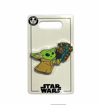 Disney Parks Halloween Stars Wars The Mandalorian The Child Pin New