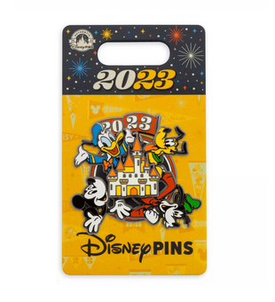 Disney Parks 2023 Mickey and Friends Spinner Pin New with Card